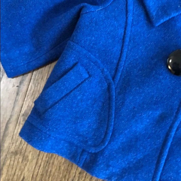 Forever 21 Big Button Cropped Peacoat - Picture 4 of 5